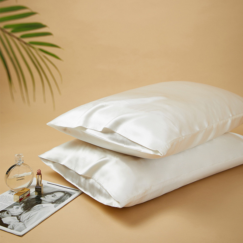 Подушка для домохозяек, обоих  – обзор и цена Silk Pillowcase